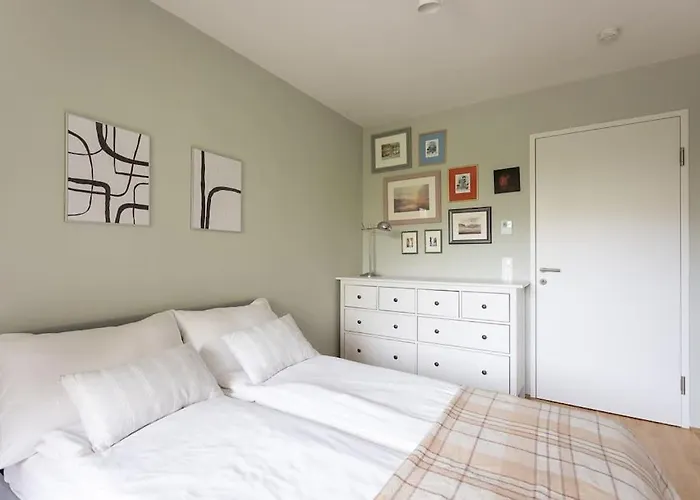 Dream - And Quiet With Ac And Free Parking Garage * ウィーン