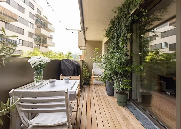 Dream - And Quiet With Ac And Free Parking Garage