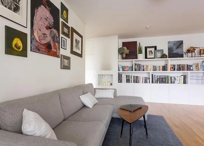 Dream - And Quiet With Ac And Free Parking Garage