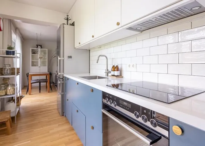 Dream - And Quiet With Ac And Free Parking Garage *