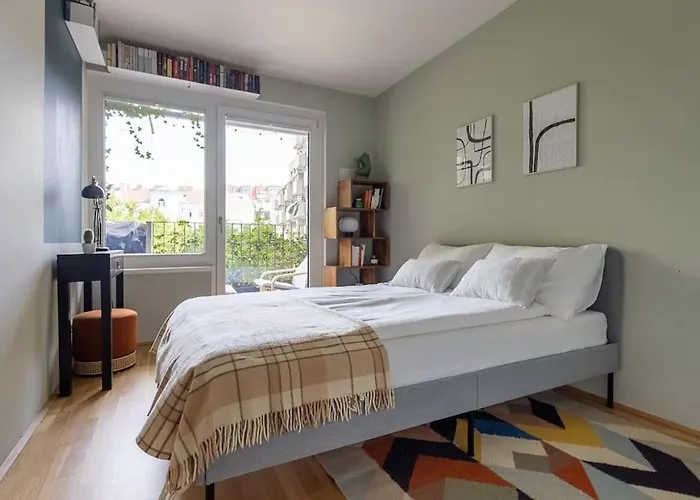 Dream - And Quiet With Ac And Free Parking Garage Apartment Vienna